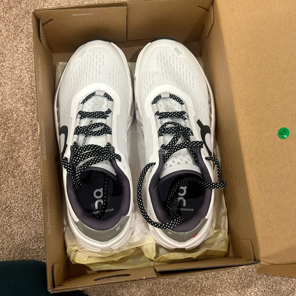 good basic running shoes that make you feel light as a feather